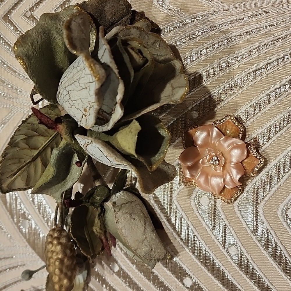 Joan Rivers Enamel Gardenia Flower Brioch